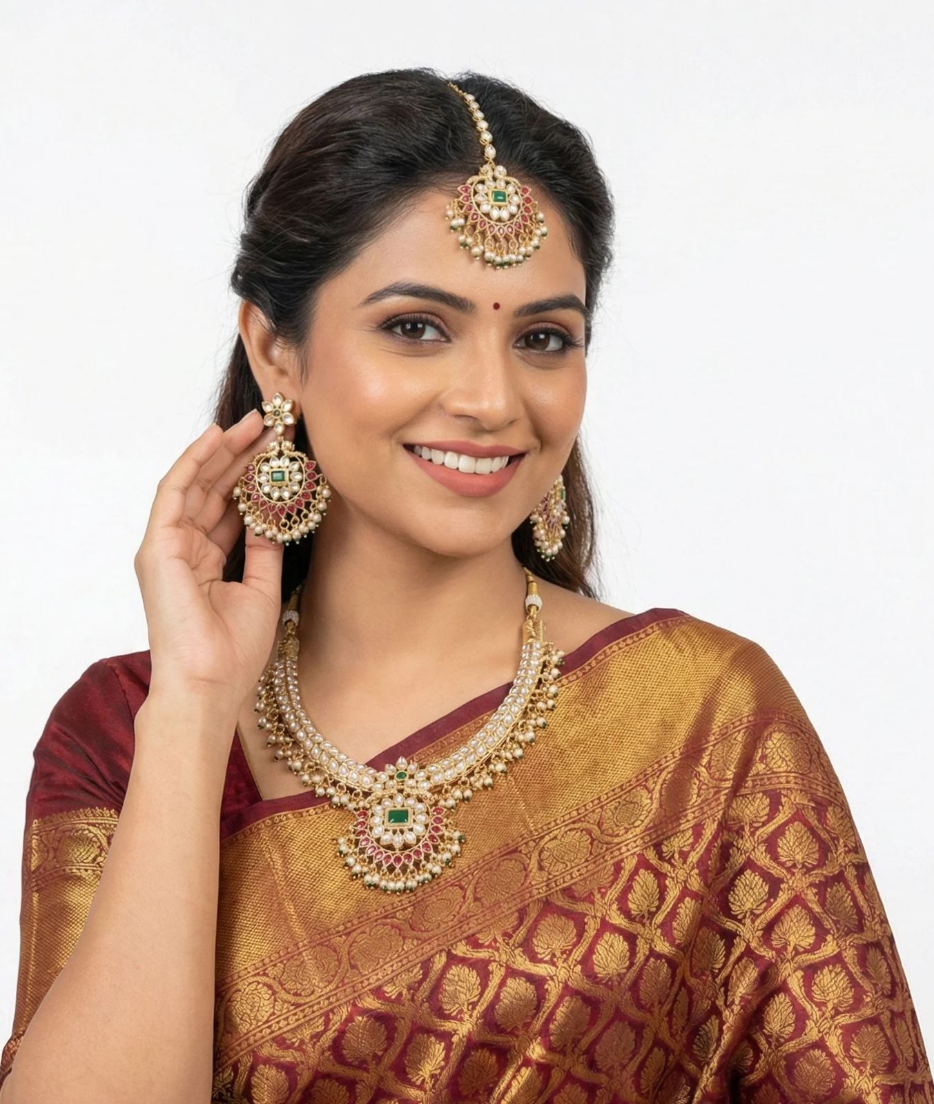 Kundan Bridal Necklace Set for Women – Red & Green Stone Wedding Jewellery with Maang Tikka